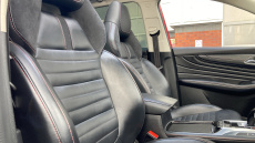 MG Hs 1.5 T-GDI Exclusive 5dr DCT Petrol Hatchback